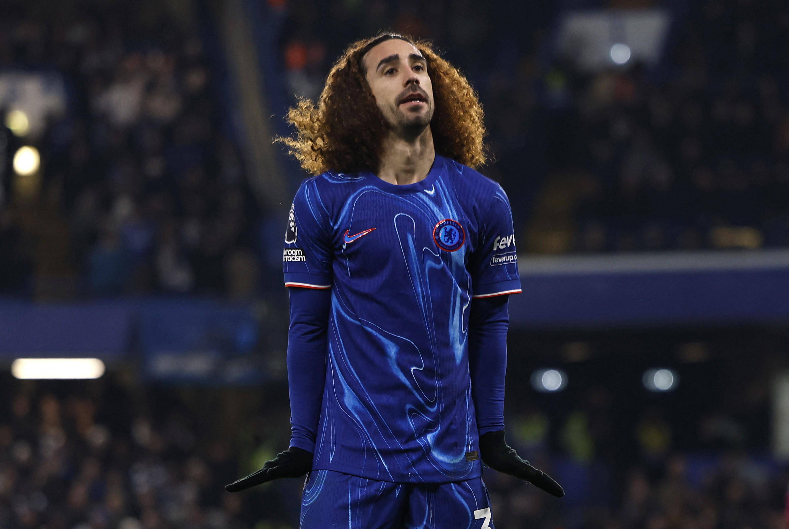 转会期比利亚雷亚尔临场应变：英超节点到来，压力陡增，赛程密集仍需轮换的简单介绍开云入口